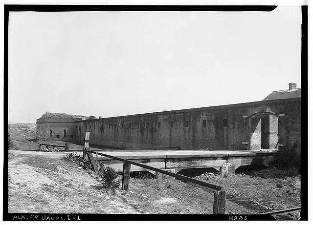 ft_gaines1934outer_enter640x461